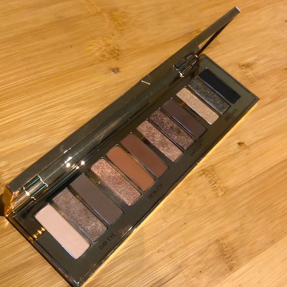 Charlotte L/E Instant Eye Shadow Palette